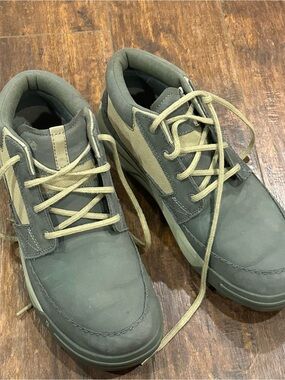 Oboz Burke Chukka casual shoe size 11